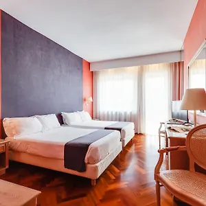 **** Hotel Culture Capodimonte Italien